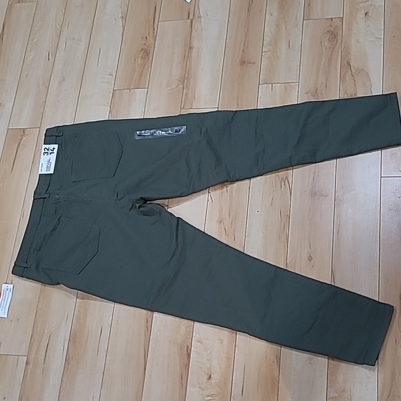 Brand new Joe Fresh size 32 pants - Picture 6 of 6